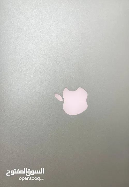 Mac Book Pro 2015 13-inch 256G ‎للبيع او للبدل على ايباد برو