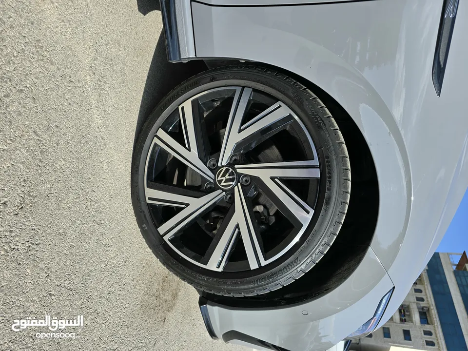 فولكس فاجن R جولف ترخيص2021
