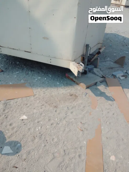 لبيع كبينه كبيره