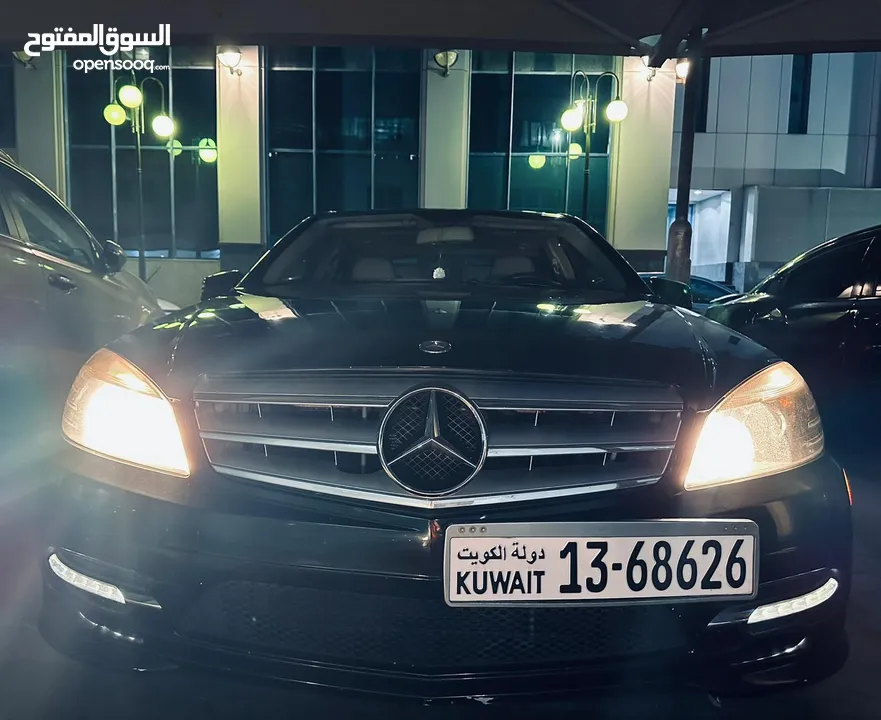 مرسيدس c300 وارد امريكا طلبيه خاصة ، كامل المواصفات ، صبغ الوكالة بالكامل