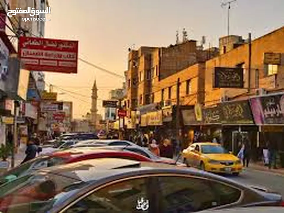 شقه في اربد شارع السينما حي العيادات ب مساحه 80 متر