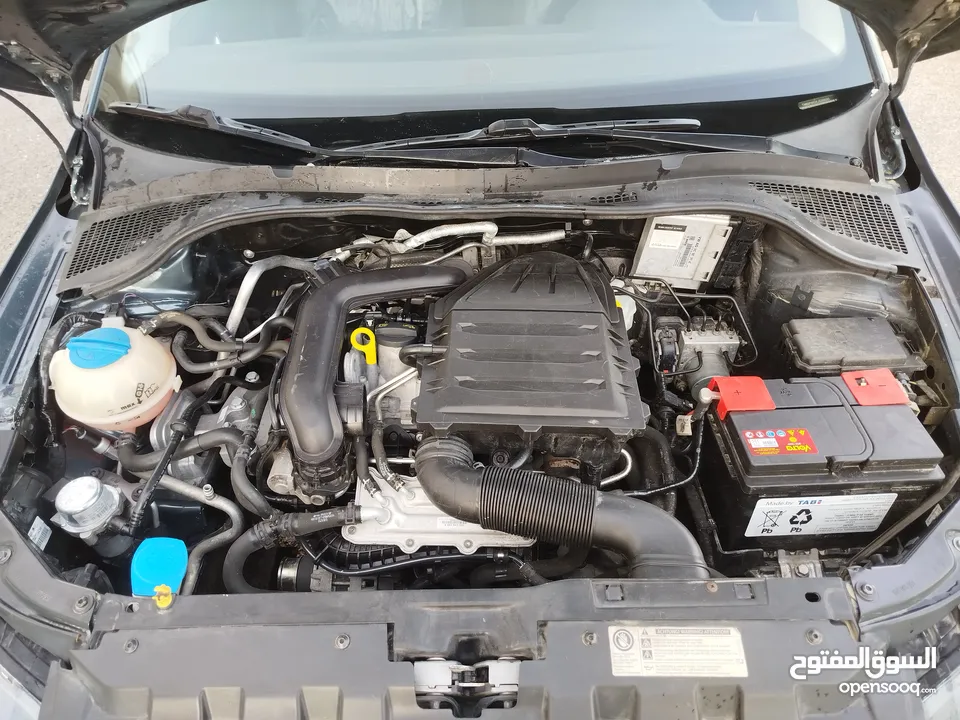 سكودا فابيا 2018 جير عادي متور 1000 تيربو بنزين قطارة بنزين كل 100 كيلو 50شيكل تقريباً