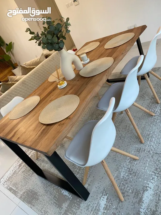 Wooden dinning Table for 6 seaters