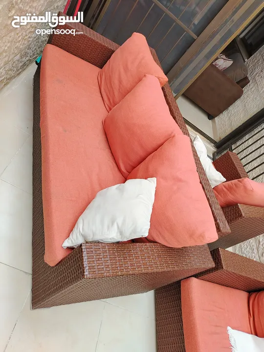 طقم راتان ثلاثية و 2 مفرد + طاولة