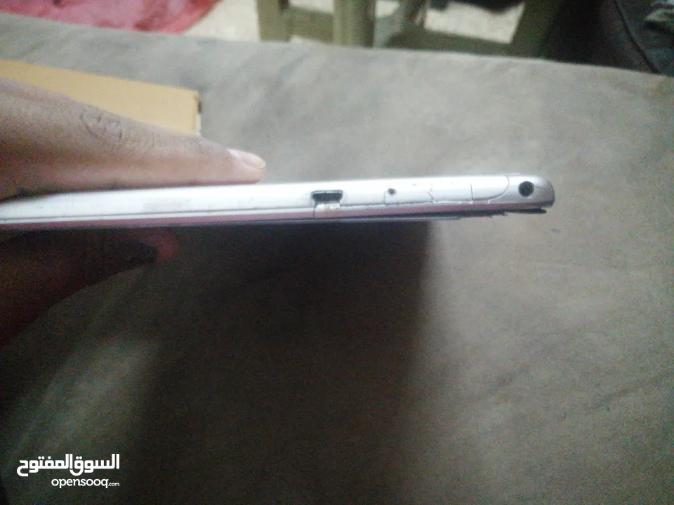 ايباد هواوي حاله جيده بده شاشه