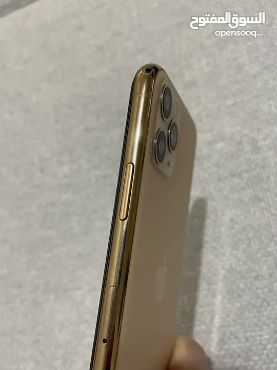 iphone 11 pro 256Gb Gold color