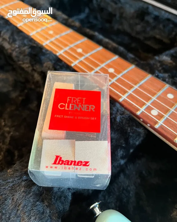 Ibanez IFC100 fret cleaner