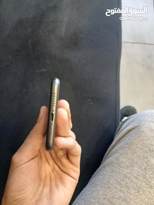 ايفون 11.....