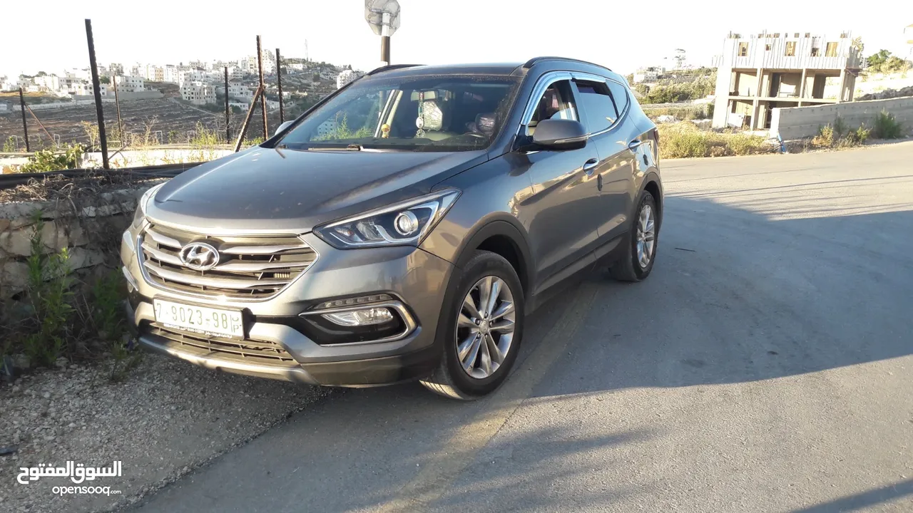 جيب هيونداي سانتفي للبيع