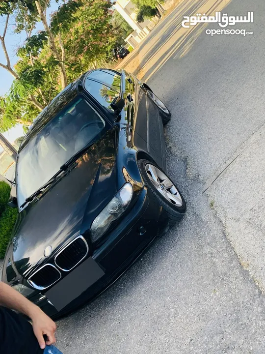 BMW e46 للبيع