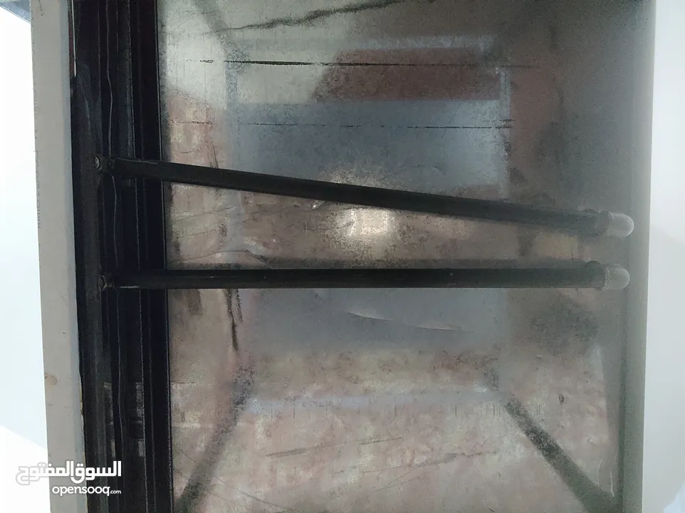فرن عربي 80*65 مستعمل بحالة الوكالة استعمال منزل 3 مران البيع لدواعي السفر