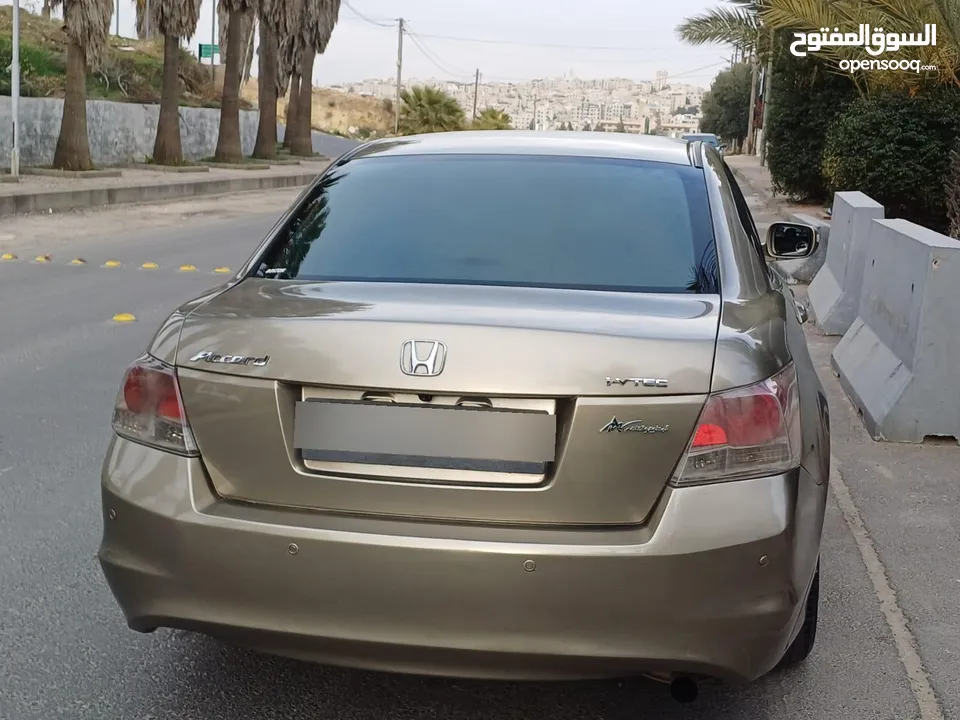 هوندا اكورد 2008  الصنف المميز ياباني  أصلي بنزين كامل ماتور 2400 cc جير اوتوماتيك غرفة جلد