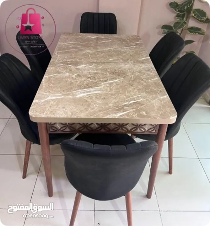 طاولات سفرة مع 6 مقاعد