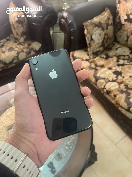 IPHONE XR (like new وكااالة)