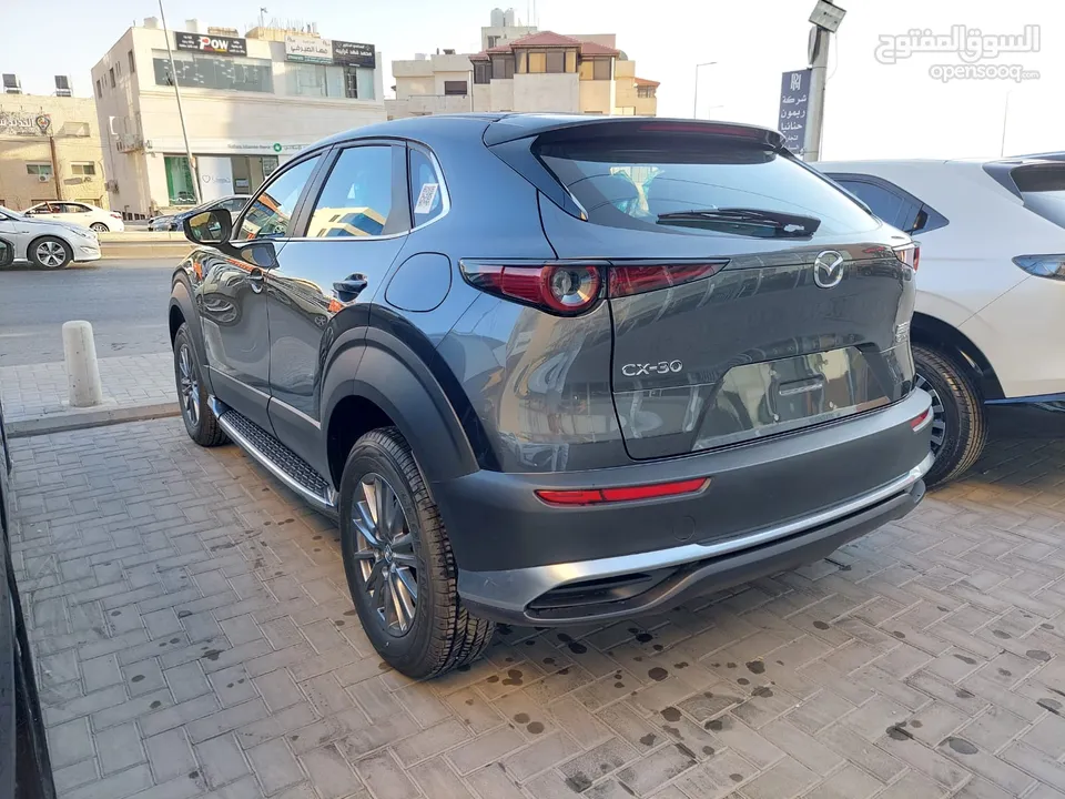 مازدا CX-30 كهربائية بالكامل موديل 2023