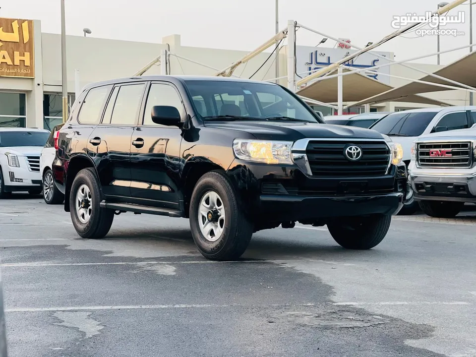 تويوتا لاند كروزر 2014 قير عادي/TOYOTA LAND CRUISER G/ V6/2014