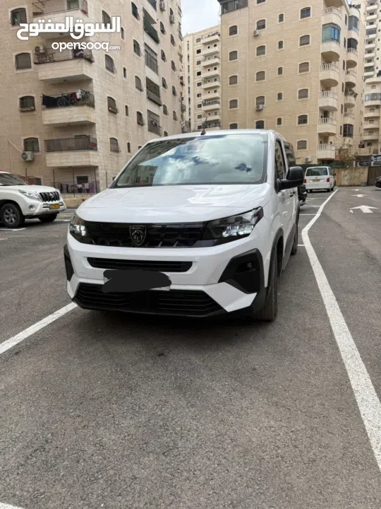 بيجو رافتر 2024