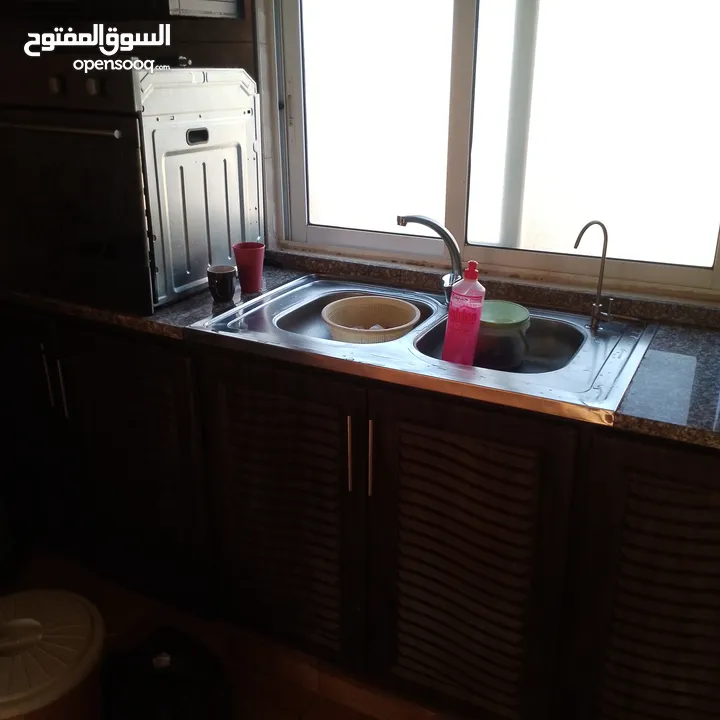 مطبخ المنيوم للبيع
