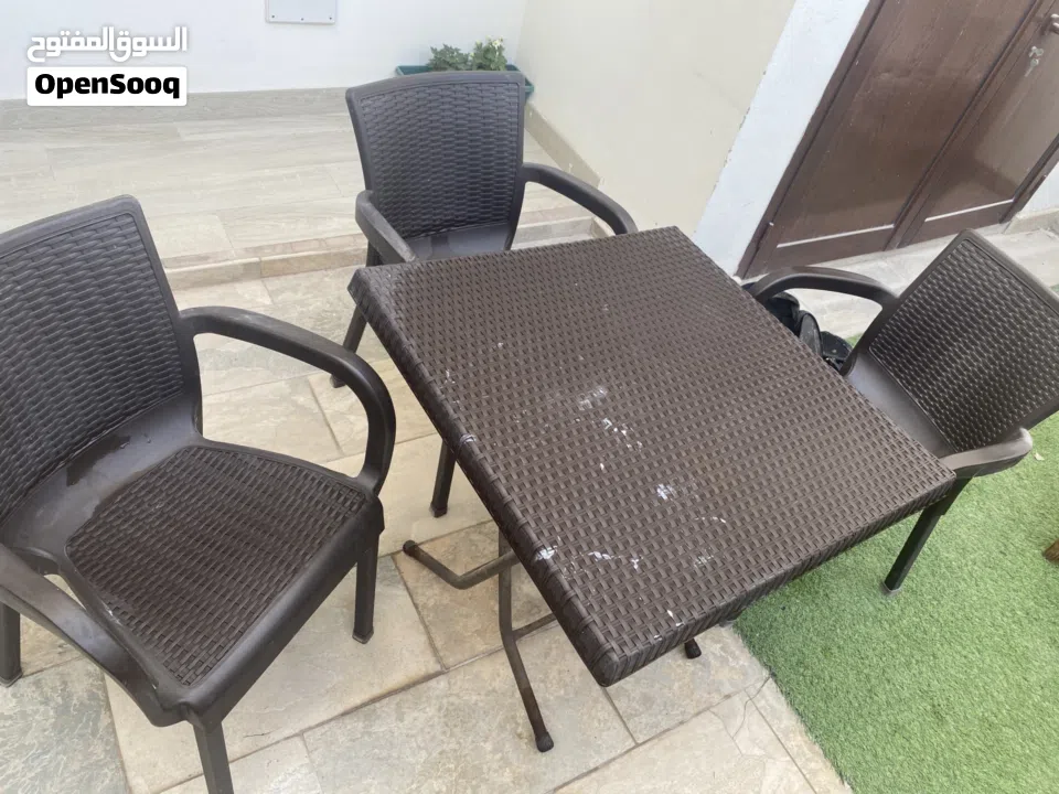 للبيع طقم كراسي حديقة