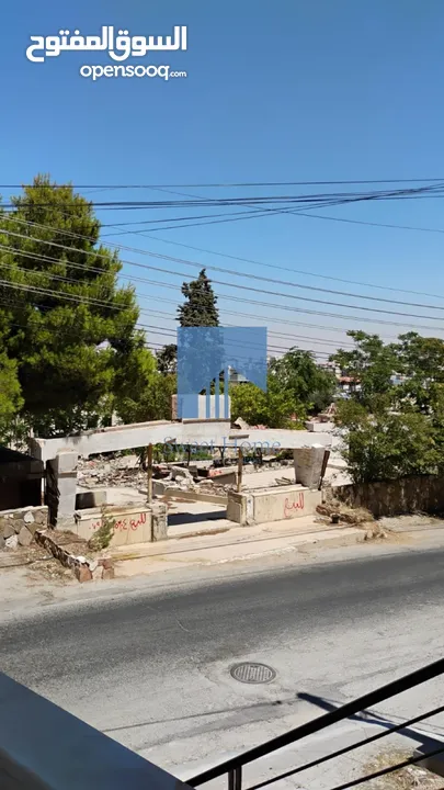 شقة أرضية فاخرة للبيع في الجاردنز  - خلف جريدة الرأي 185م مع ترسات 110م تشطيب سوبر ديلوكس