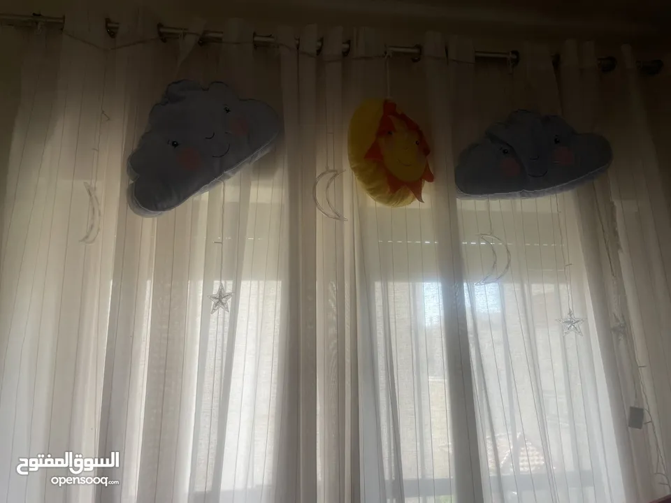 برادي  مع جسر لغرفة أطفال بحاله ممتازة