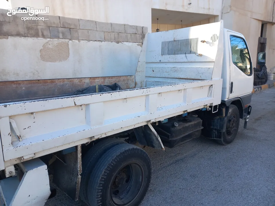 قلابات لنقل جميع انواع الرمل