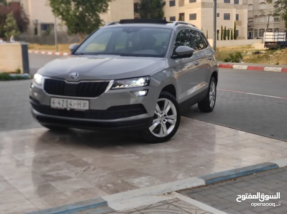 سكودا كاروك فل اضافات للبيع بسعر مغري ع الكاش