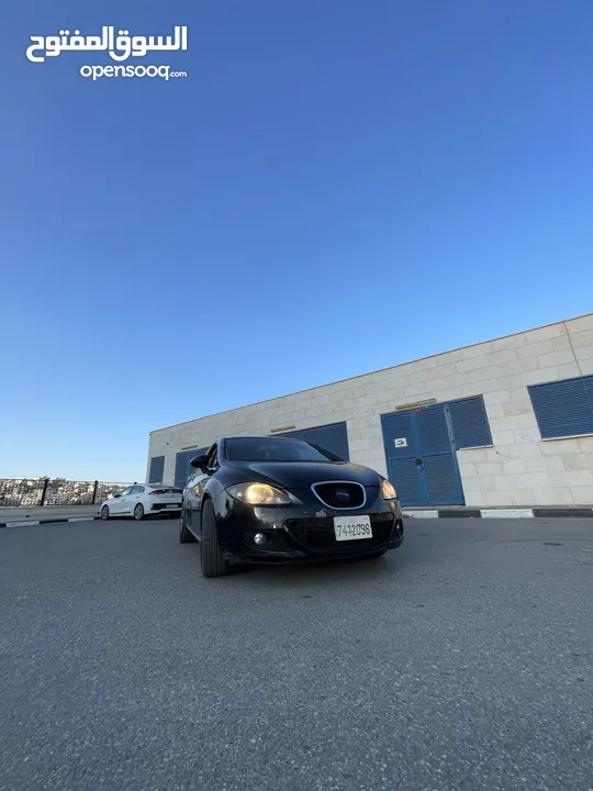 سيات ليون SEAT LAION  للبيع ع كاااش حرررق موديل 2012