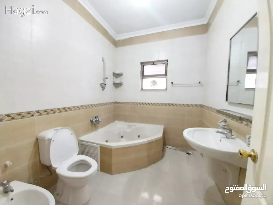 شقة للبيع في منطقة الرابيه ( Property ID : 31844 )