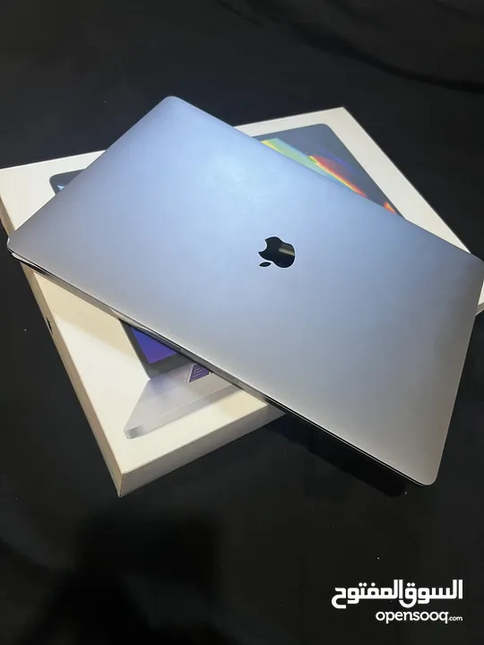 MacBook Pro 2019 16 inch TouchBar Retina Screen