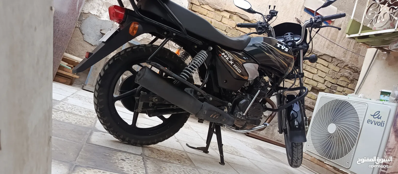 دراجه TVS HLX 150