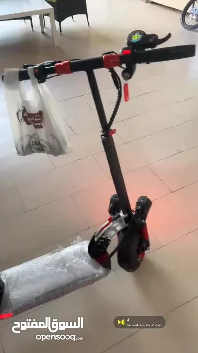 سكوتر للبيع قابل للتفاوض scooter for sale I can make discount for you