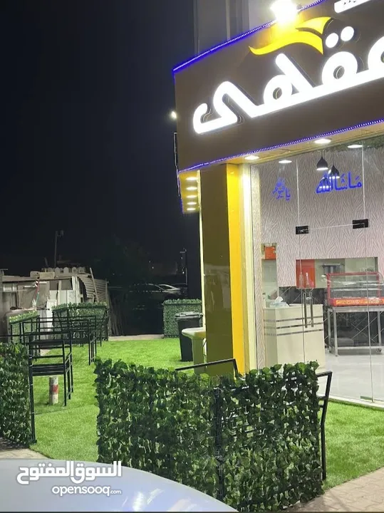 Coffee Shop for Sale in Mabela, Muscat – Prime Location with Outdoor Garden Seating