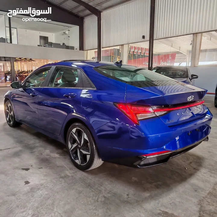 2022 HYNDAI ELANTRA HYBRID LIMITED وارد امريكي