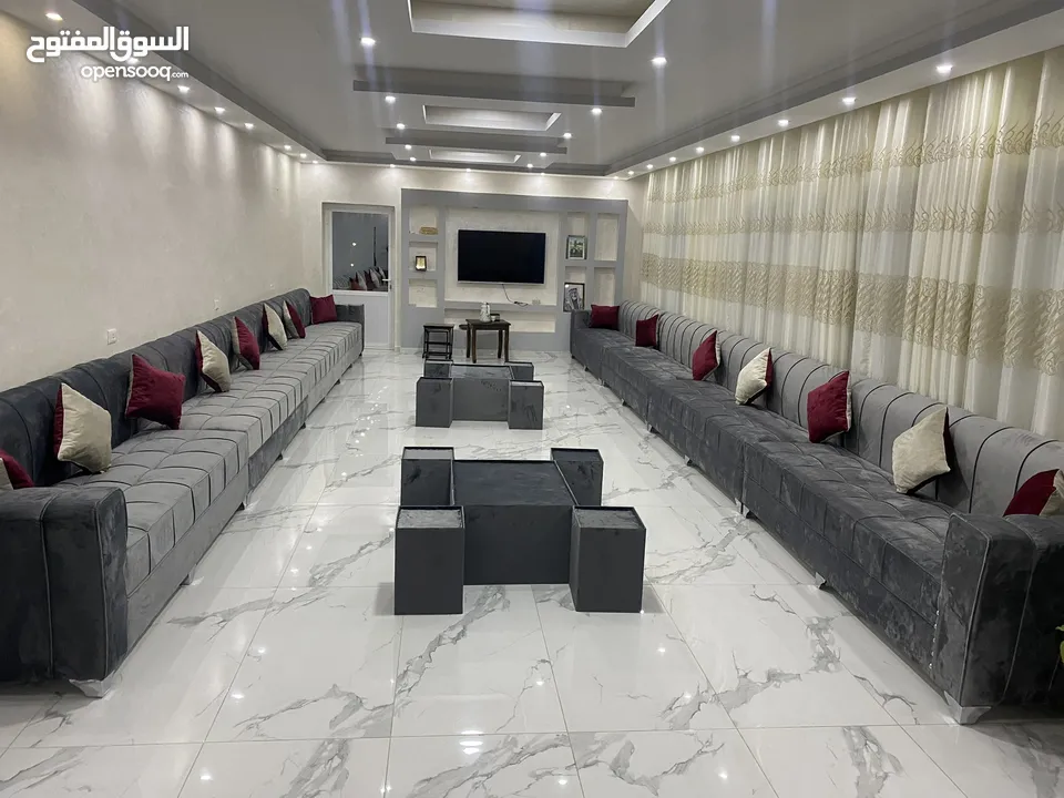 آحدث الموديلات على جلسات الخليجية 14 مقعد مع طقم طربيزاط ومراكي