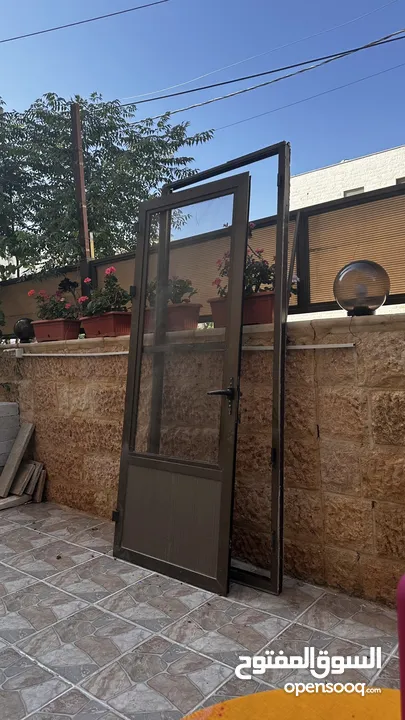 نثريات منزل للبيع ( شباك ، باب اكوردين ، باب الالمنيوم خارجي )