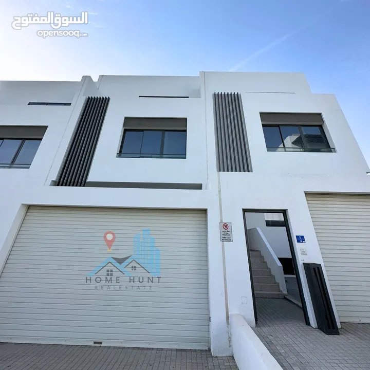 QURM  MODERN 3+1 BR VILLA WITH GREAT VIEWS AND SHARED INFINITY POOL