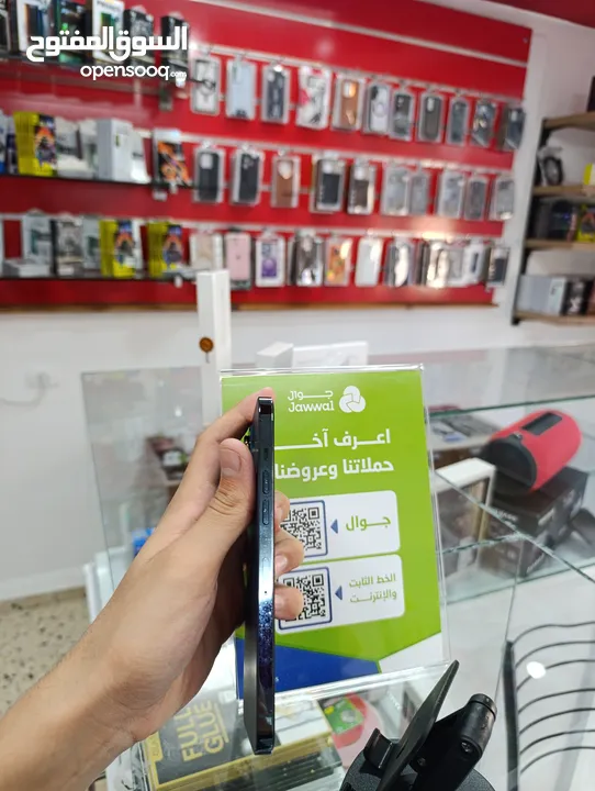 iPhone 12 pro max مستخدم نضيف