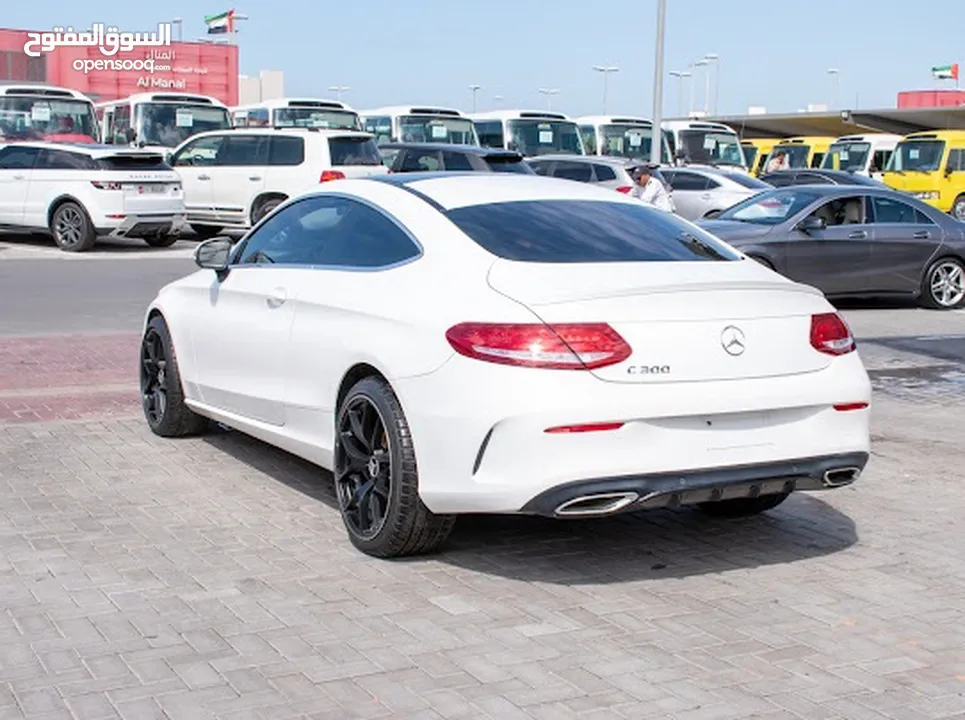 Mercedes c300 coupe 2017 very clean