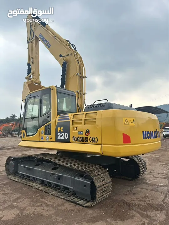 KOMATSU PC 220-8 EXCAVATOR DUBAI SAUDI ARABIA كوماتسو PC 220-8 حفارة