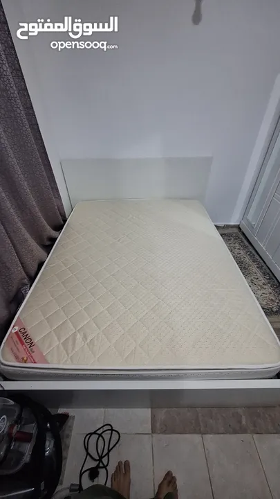 IKEA King Bed with New Medical  Matress سرير كنج من إيكيا مع مرتبة طبية جديدة