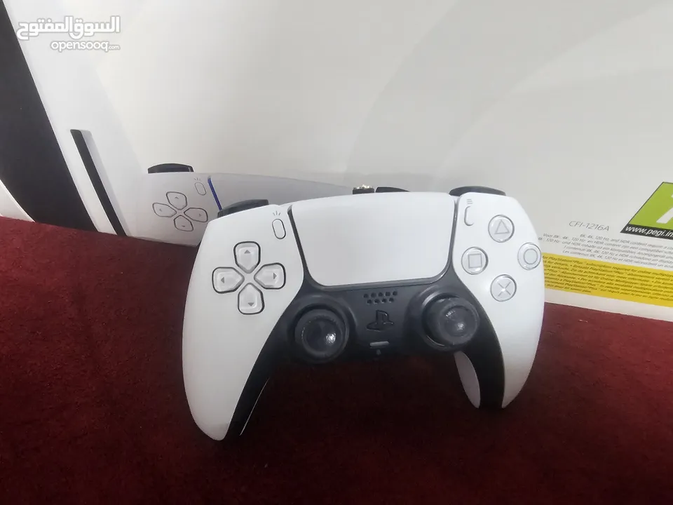 PS5  2 controls white and black  825G CFI-1216A بلايستيشن 5 يدات تحكم عدد 2  أحدث موديل مع 3 سيدي