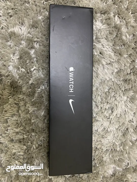 Apple Watch Series 7 nike Edition 41mm