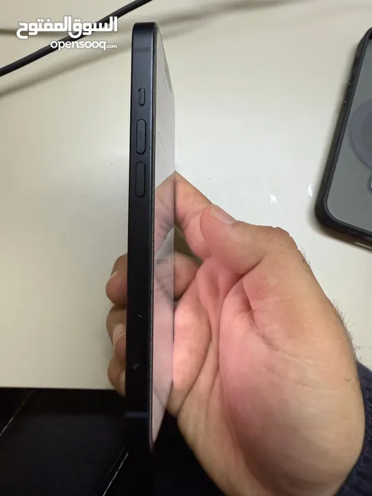 IPHONE 14 ( 128GB )  - ايفون 14 ذاكره 128 جيجا مستعمل بحاله الجديد - مع كرتونته وشاحنه الاصلي