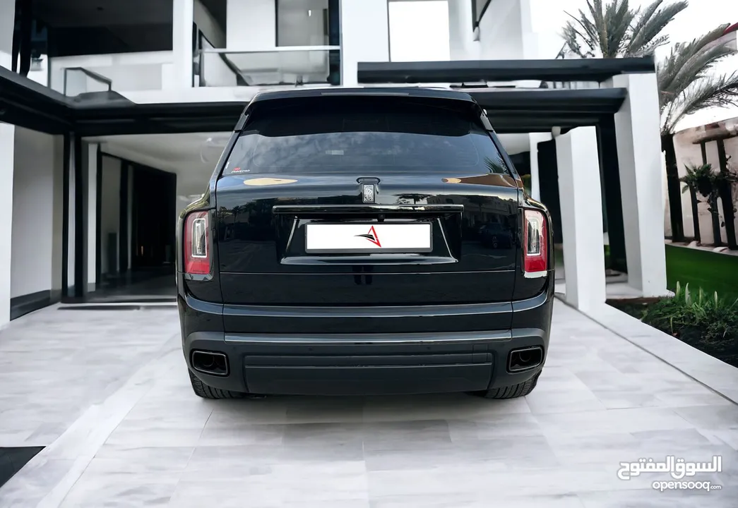 ROLLS ROYCE CULLINAN 2021 BLACK BADGE  FSH  UNDER WARRANTY  STARLIGHT  GCC SPECS