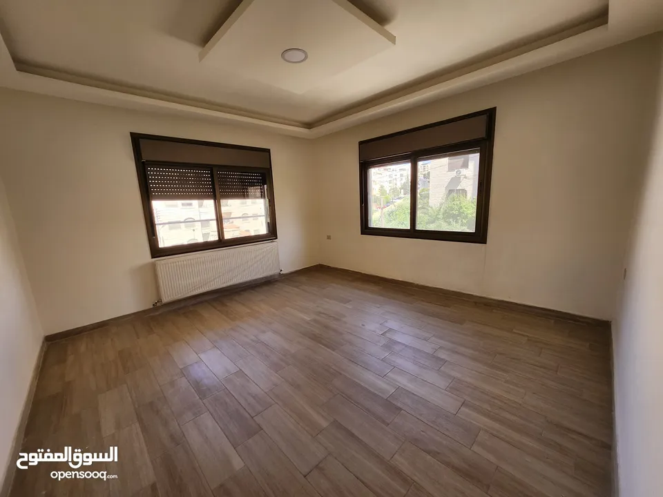 شقة جديدة تلاع العلي الشمالي 190م2 للبيع بسعر مغري من المالك