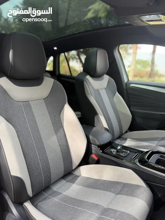 Volkswagen ID.4 Crozz Pure+ ترخيص جديد سنه كاملة + فحص كامل + ممشى قليل