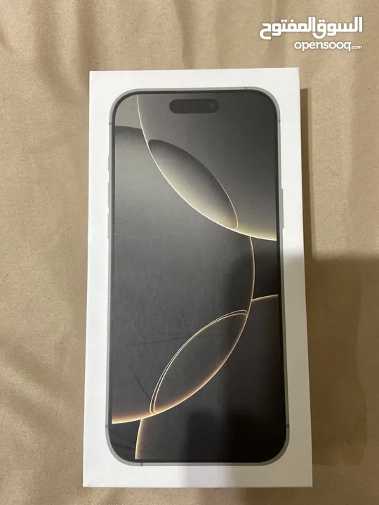İphone 16 pro max   صيني  جديد  ( تم فتح العلبه لتصوير )فقط مساحه 1تيرا  مع كفر شفاف