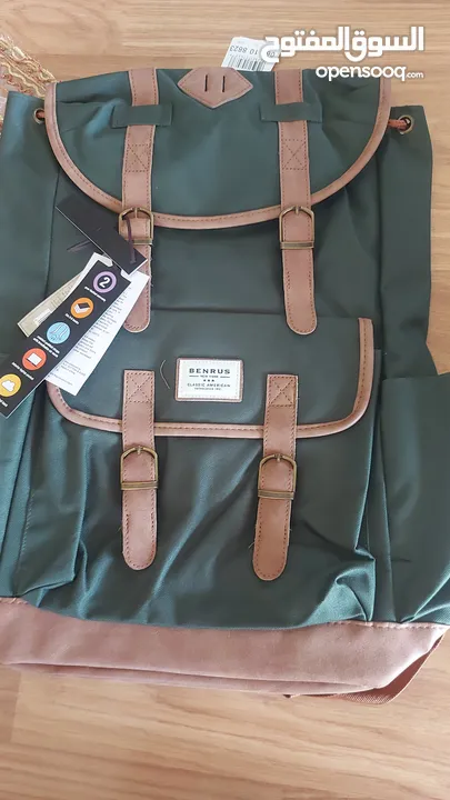 شنتة جديدة نخب اول backpack وارد اميركا لون جيشي حجم.كبير ضد الماء  مع جيبة داخلية لاب توب تستخدم لل