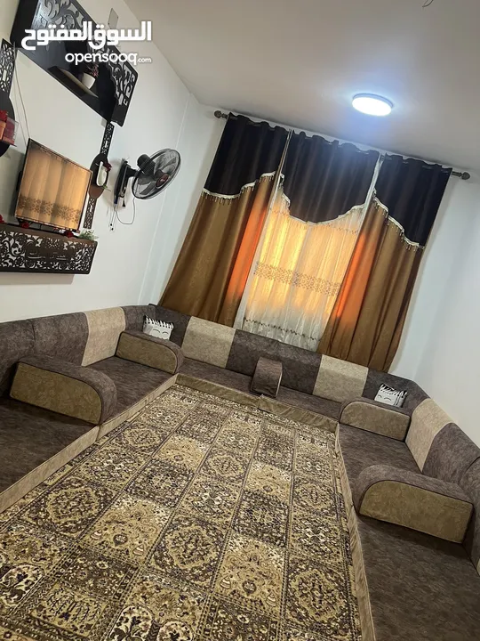 شقه للبيع بداعي السفر